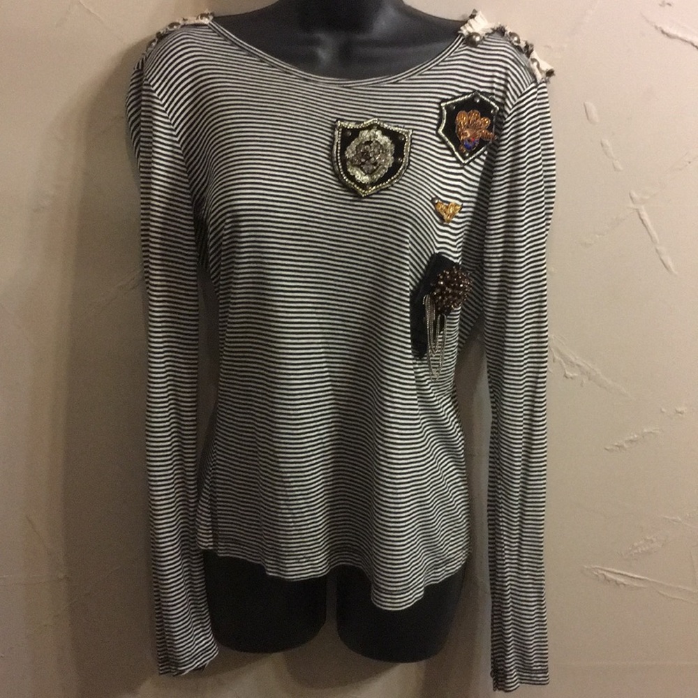 Derhy striped and styled top